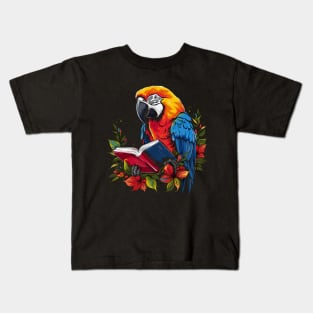 Macaw Reads Book Kids T-Shirt